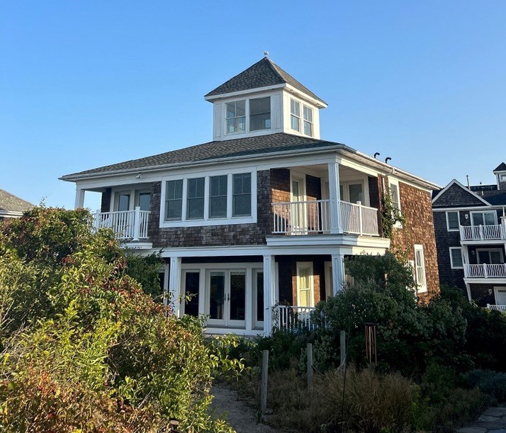 Quality asphalt shingle roof installation for Connecticut residences